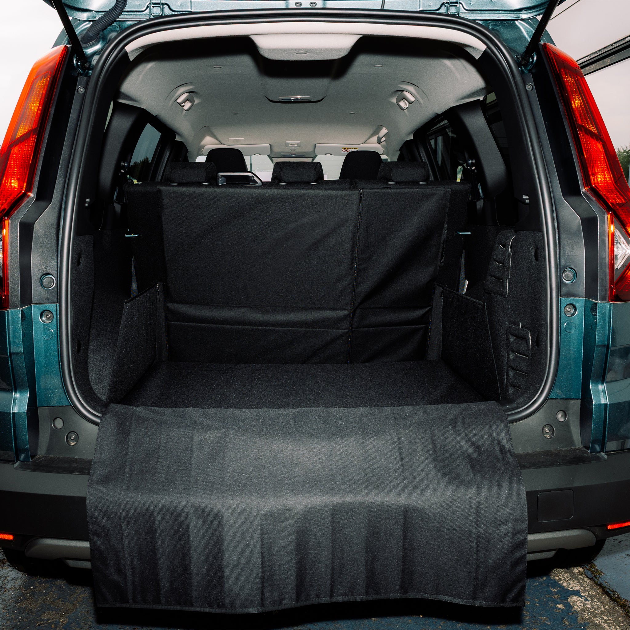 Dacia Jogger - Bac de protection de coffre sur mesure