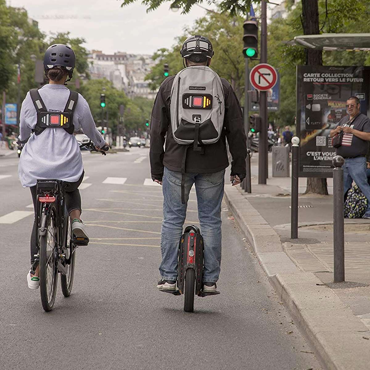 Dispositif de sécurité lumineux CLIC-LIGHT pour vélos et trottinettes