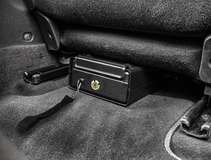 Mini coffre fort acier et velour
