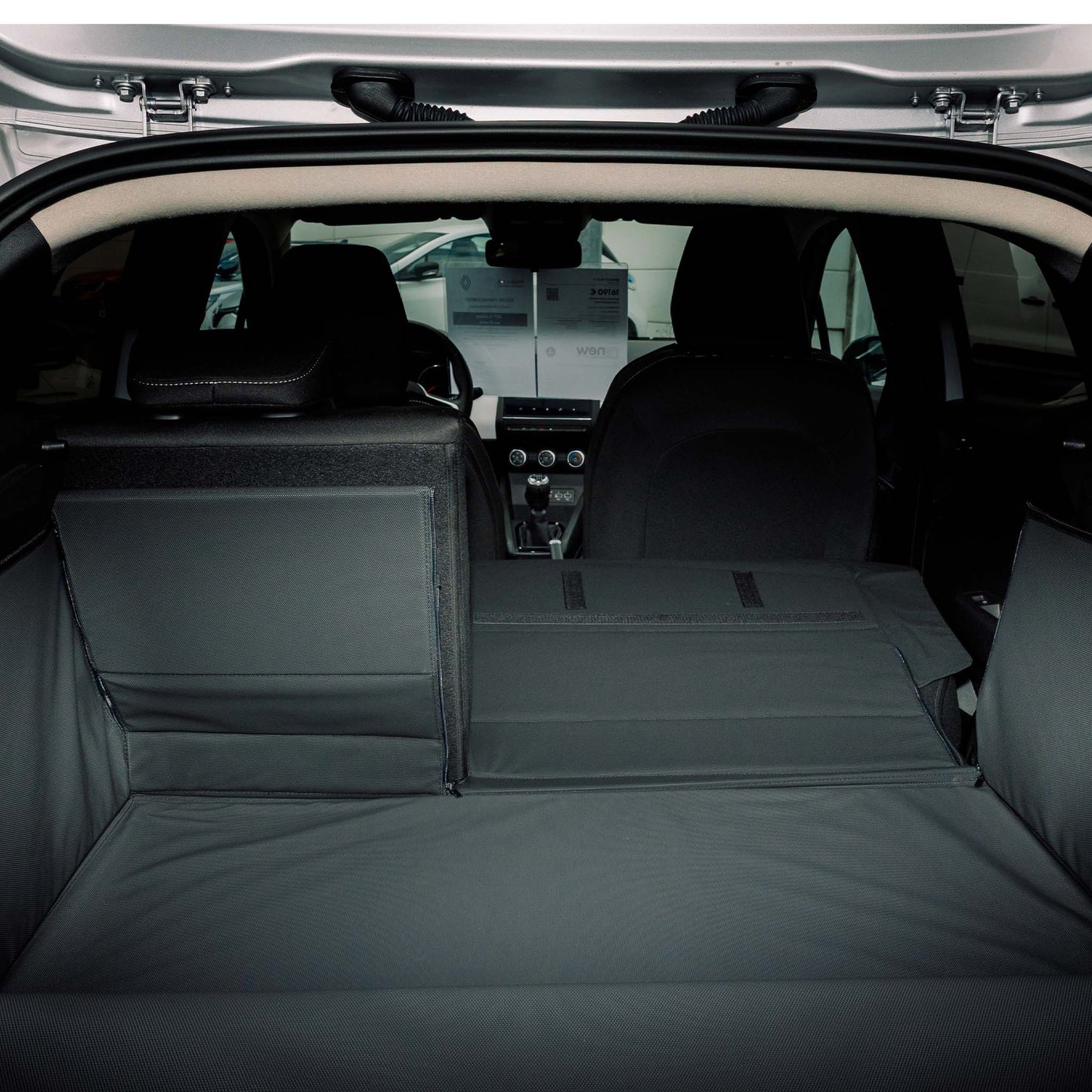 Renault Clio 4 - Protection de coffre intégrale sur mesure