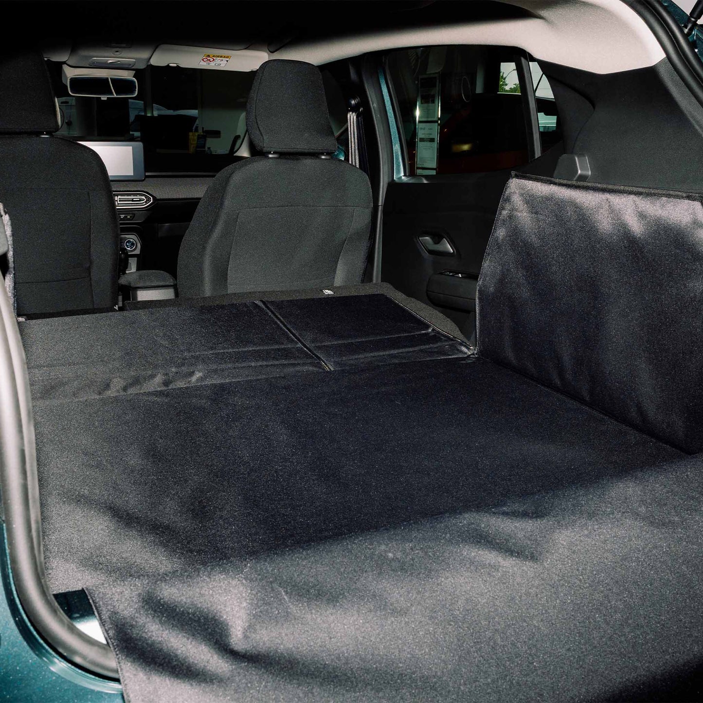 Dacia Sandero 2 - Protection de coffre intégrale sur mesure