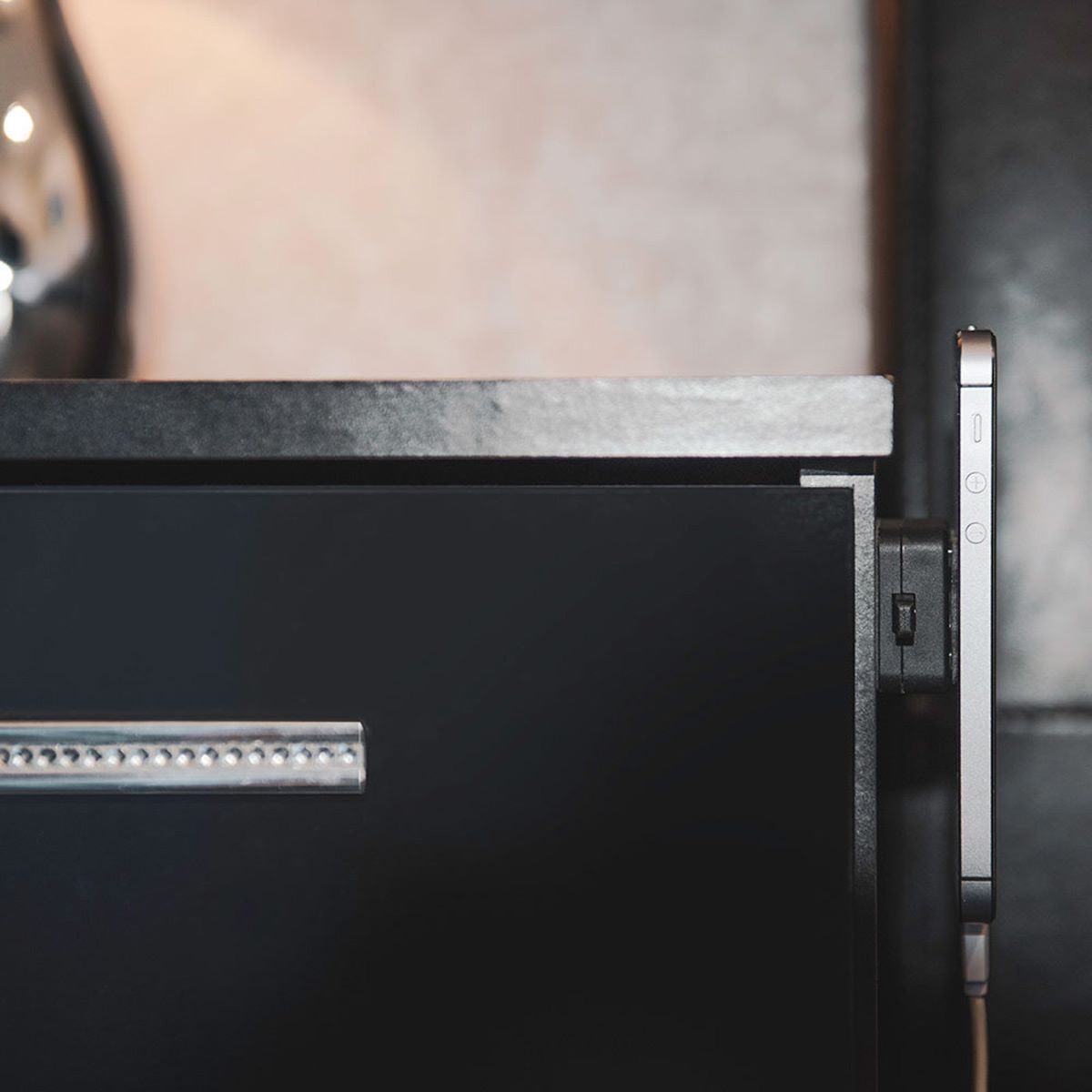 Support de smartphone à surface plane